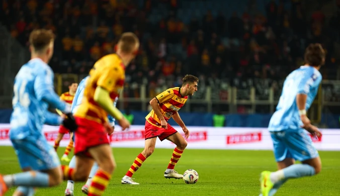 Wymiana ciosów i bicie głową w mur. Znamy lidera Ekstraklasy na koniec roku