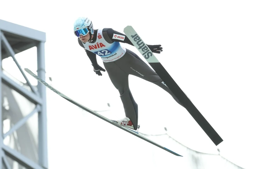 Polscy skoczkowie znów w czołówce. Dalekie loty w Ruce. A już za chwilę TCS