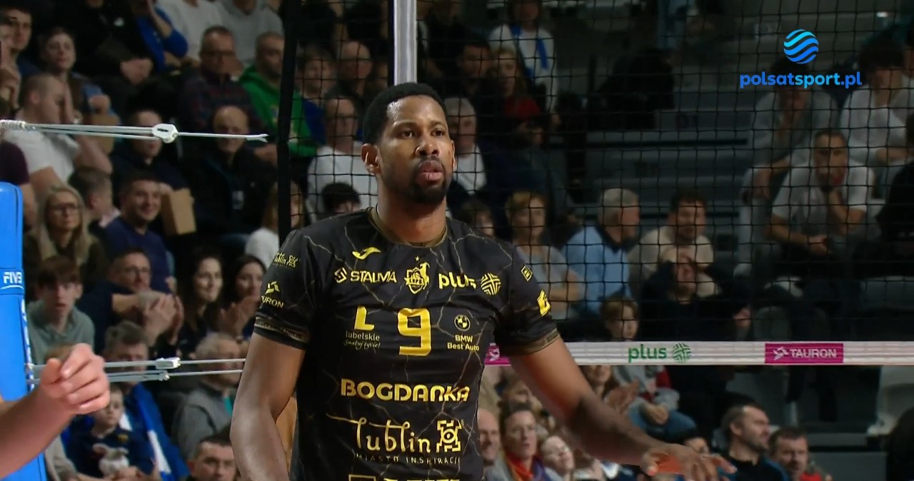 Co za wymiana, piłka nie chciała spaść. "Klasa siatkarska" [WIDEO]