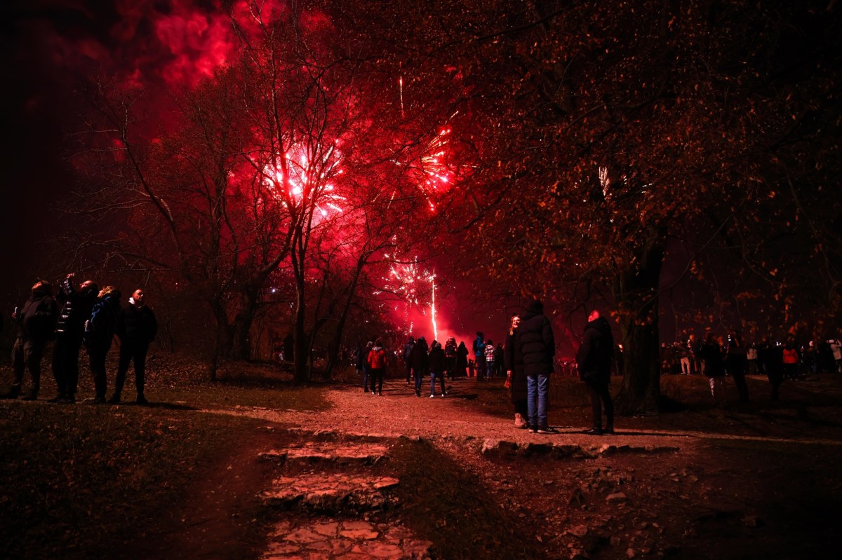 Kraków bez fajerwerków? Wojewoda się nie zgadza