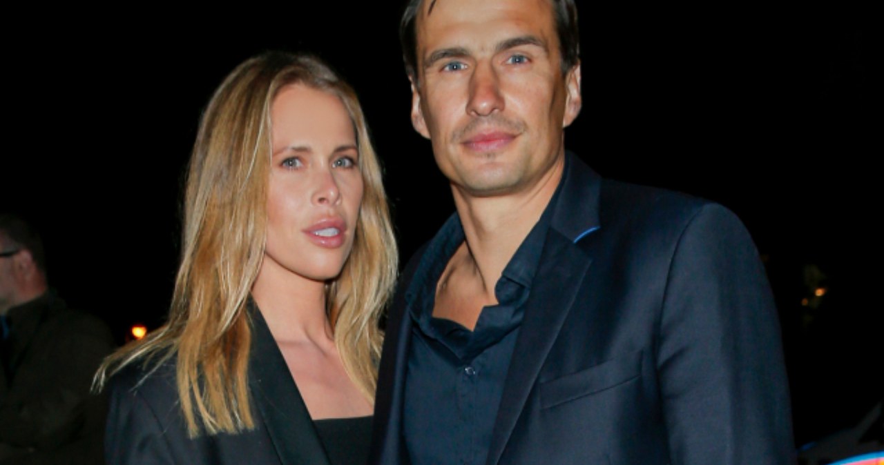 Jarosław Bieniuk i Zuzanna Pactwa pozdrawiają ze stoku. Już 5 lat są razem!