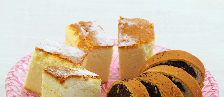 Zanim zostaną dodane do ciast – trafiły do laboratorium. Fundacja Pro-Test sprawdziła produkty, które mogą odgrywać istotną rolę na świątecznym stole. Dwanaście próbek maku i pięć skórek pomarańczowych zostało przeanalizowanych w Zakładzie Badania Bezpieczeństwa Żywności Instytutu Ogrodnictwa – Państwowego Instytutu Badawczego w Skierniewicach. Co lepiej dodać do deseru?