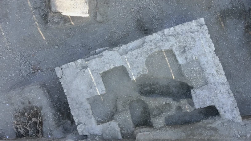 Niezwykłe odkrycie w Grenoble. Szubienica i dziesiątki szkieletów