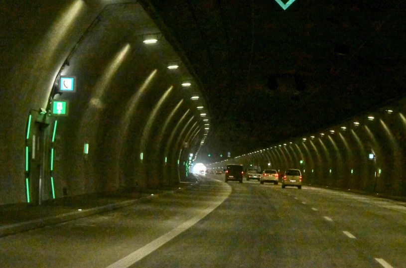 15 grudnia utrudnienia w tunelu na Zakopiance. Kierowców czekają objazdy