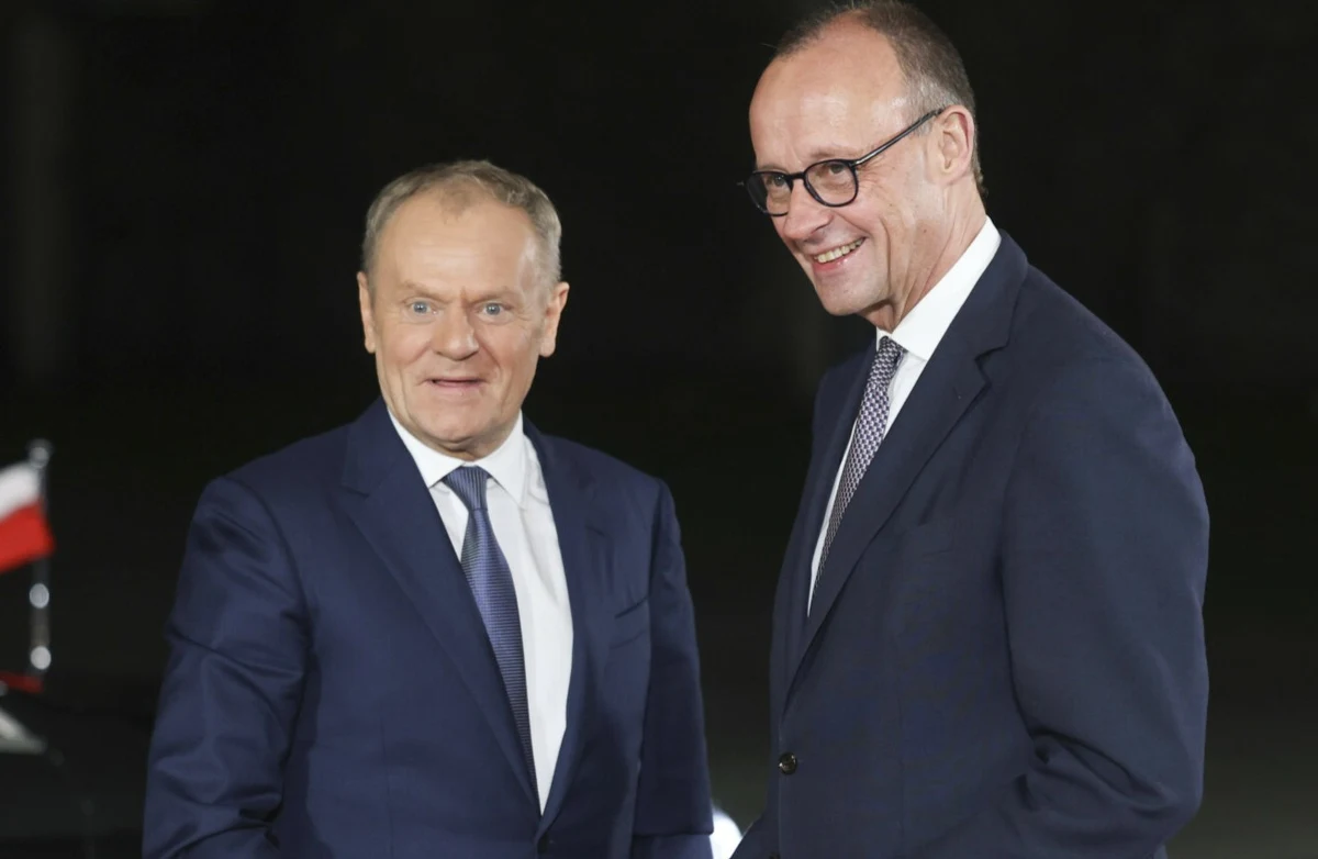 Polscy żołnierze nie wezmą udziału w międzynarodowej misji wojskowej wspierającej Ukrainę - jasno zapowiedział premier Donald Tusk po spotkaniu europejskich liderów w Berlinie. Szef rządu podkreślił, że rola Polski w systemie gwarancji bezpieczeństwa będzie inna, ale kluczowa - przede wszystkim logistyczna i związana z obroną wschodniej flanki NATO.