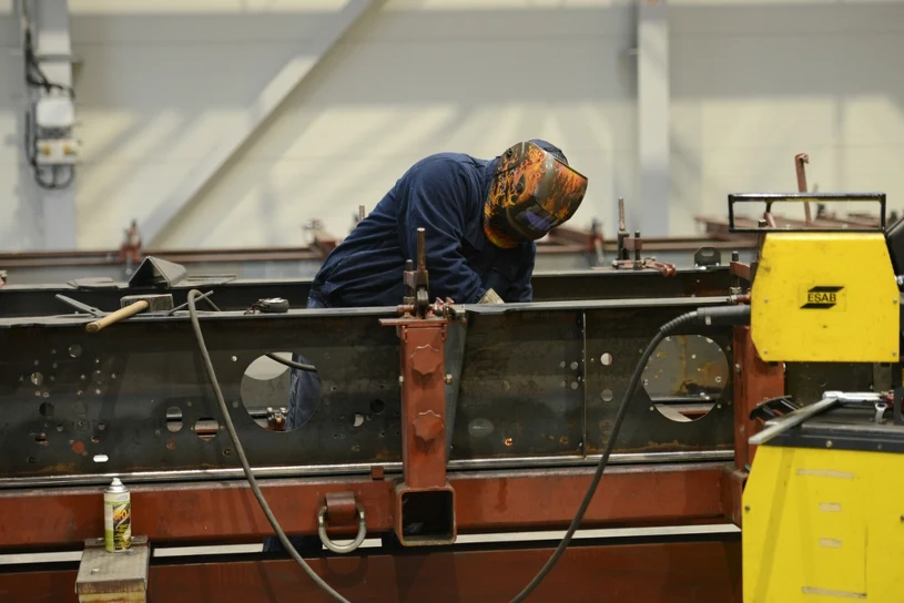 Polski przemysł nabiera rozpędu. GUS odkrywa karty