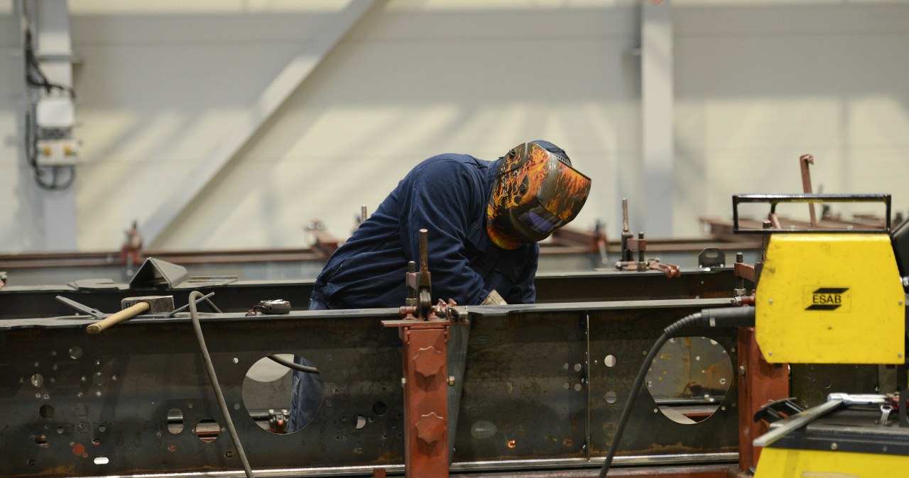 Polski przemysł nabiera rozpędu. GUS odkrywa karty