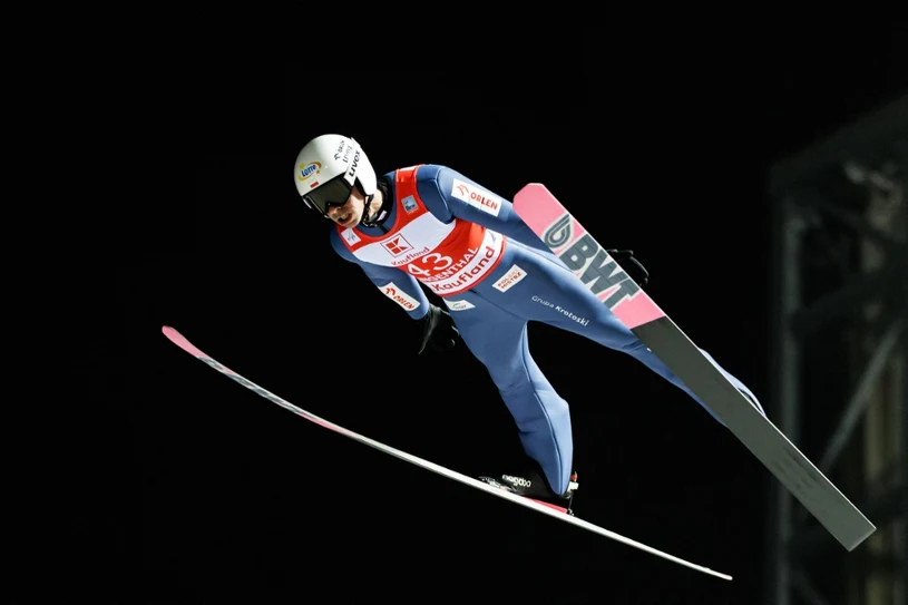 O której skoki w Engelbergu dzisiaj? Gdzie obejrzeć? [TRANSMISJA NA ŻYWO]