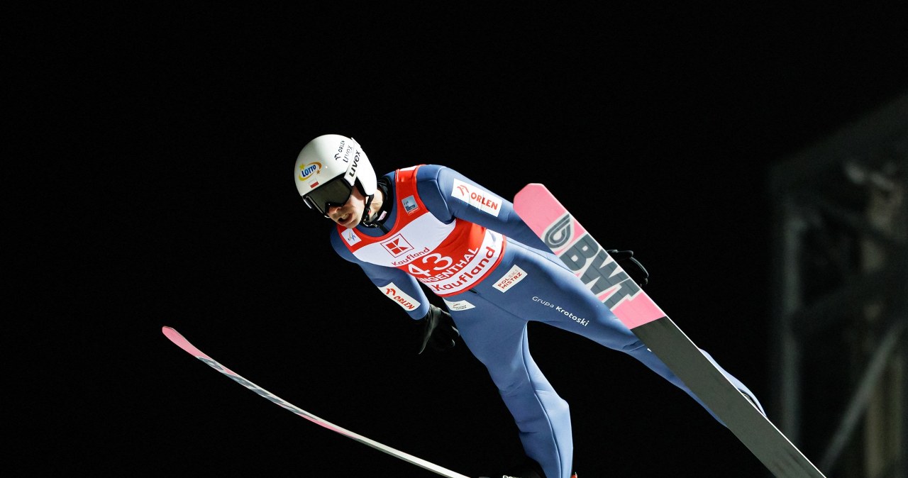 O której skoki w Engelbergu dzisiaj? Gdzie obejrzeć? [TRANSMISJA NA ŻYWO]