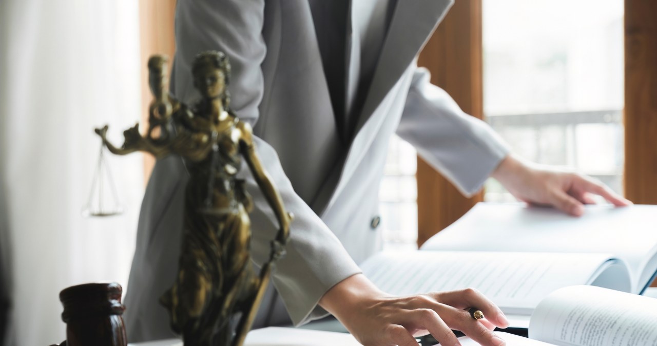 Z pomocy prawnika można skorzystać za darmo. Wystarczy zabrać dowód osobisty