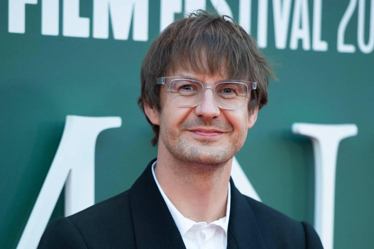 Łukasz Żal, autor zdjęć do filmu "Hamnet", znalazł się na opublikowanej we wtorek shortliście kandydatów do Oscarów. Z rywalizacji o nominację do statuetki dla najlepszego pełnometrażowego filmu międzynarodowego odpadł reprezentujący Polskę "Franz Kafka" Agnieszki Holland. Nominacje do 98. Oscarów zostaną ogłoszone 22 stycznia 2026 r. Ceremonia wręczenia nagród odbędzie się 15 marca.