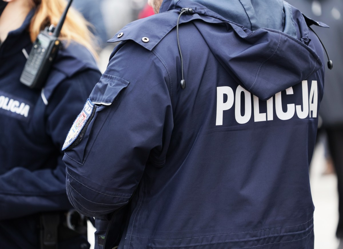 Krakowscy seniorzy stracili milion złotych. Oszuści podszyli się pod policjantów