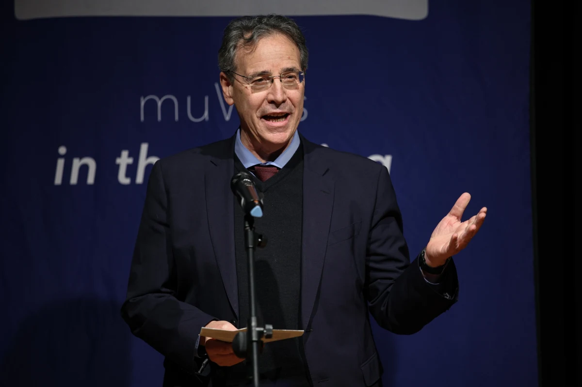 ​Ambasador Niemiec w Polsce Miguel Berger w opublikowanym w środę przez "Gazetę Wyborczą" wywiadzie odniósł się do kwestii wypłaty przez Niemiec Polsce reparacji wojennych. "Polska i Niemcy powinny skoncentrować się na sprawach dotyczących wspólnego bezpieczeństwa i przyszłości, zamiast na reparacjach" - ocenił dyplomata.