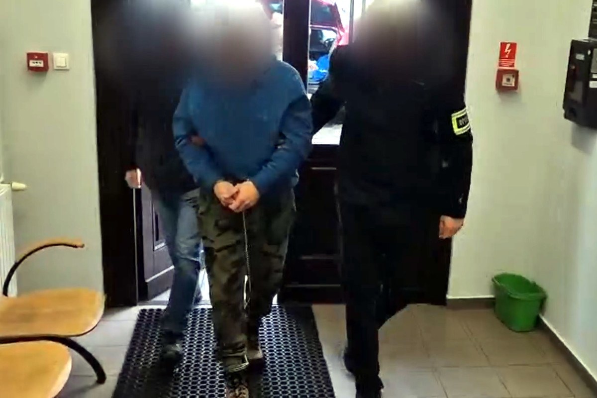 Udawali policjantów i napadli na Ukraińców. Zatrzymano osiem osób