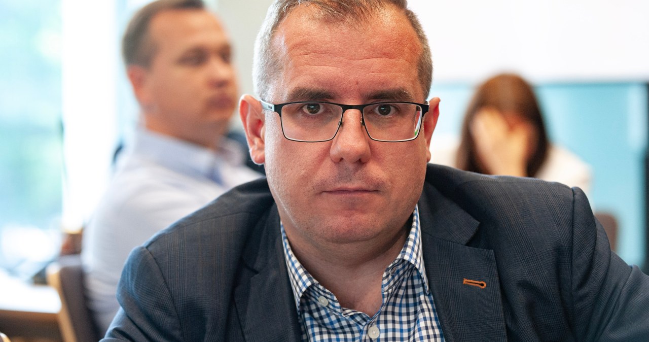 Trzęsienie ziemi w Fame MMA. Były polityk PiS wkracza do oktagonu