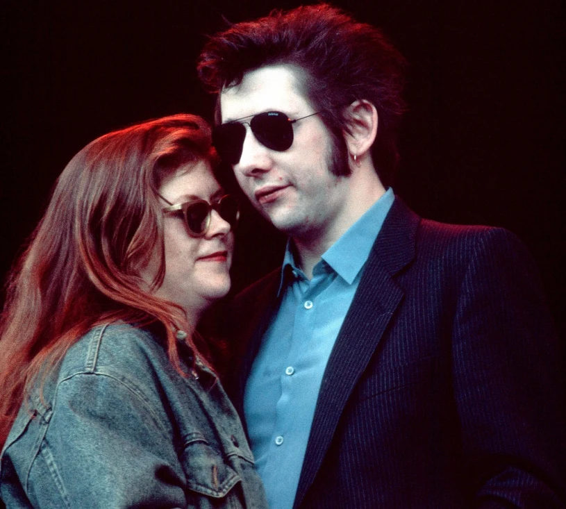 To ona stała za wulgarnym hitem na święta. Tragedia nadeszła przed Wigilią