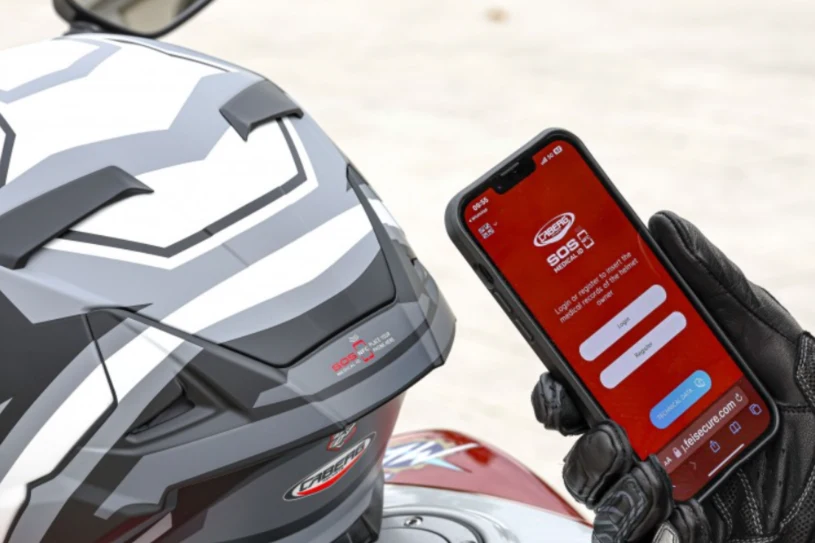 Chipy NFC w kaskach motocyklowych. Znany producent idzie o krok dalej