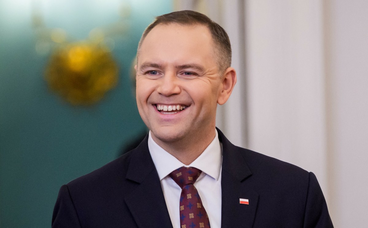 Najwięcej Polaków ufa prezydentowi. Jak wypadli inni politycy?