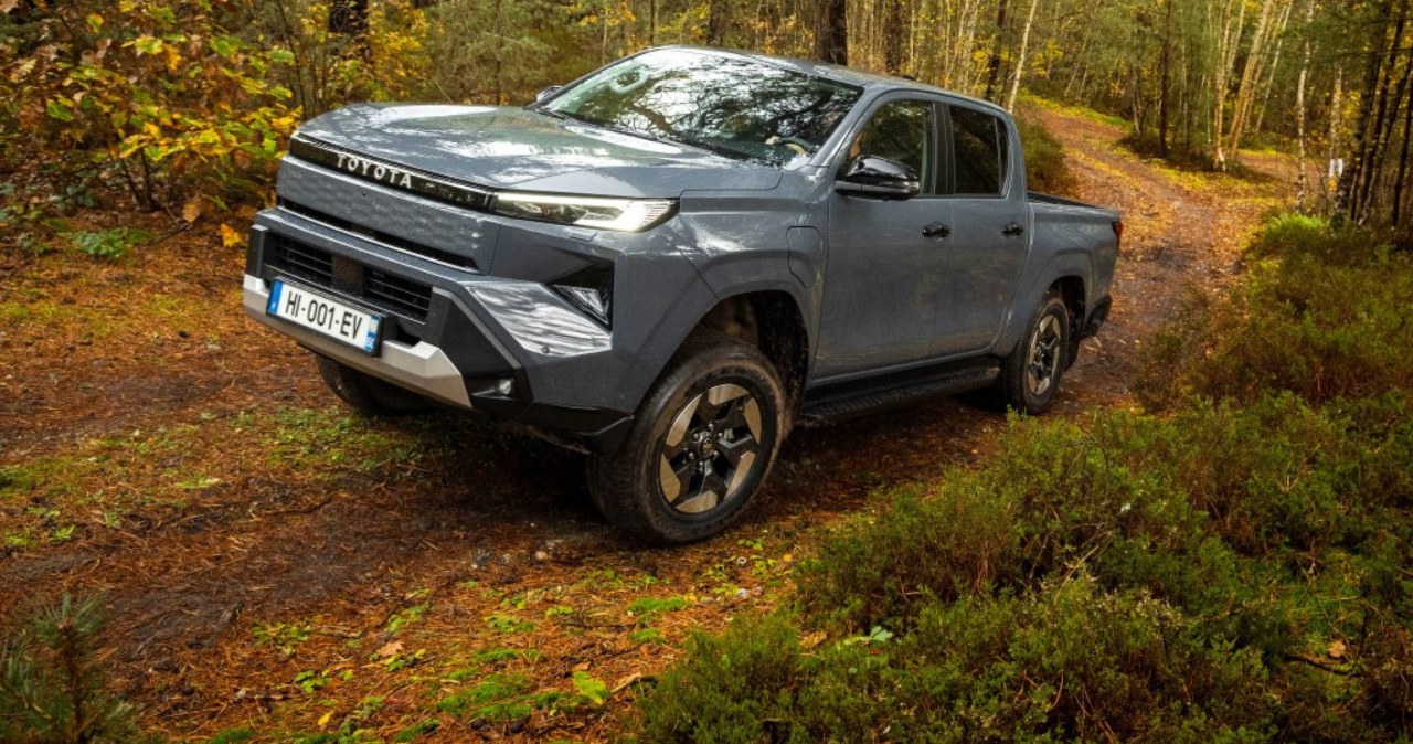 Elektryczna Toyota Hilux już w Polsce. Cena za 250 km zasięgu jest niemała