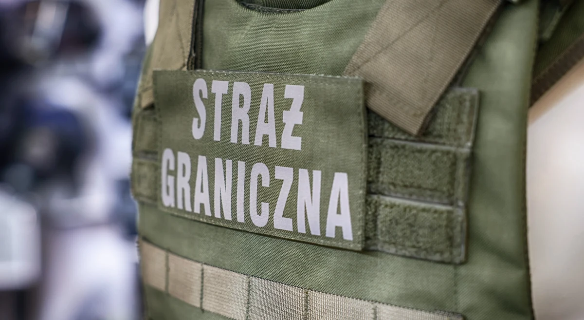 Dziesięciu kolejnych Gruzinów wydalonych z Polski. Stwarzali zagrożenie dla bezpieczeństwa wewnętrznego – przekazał szef MSWiA Marcin Kierwiński, dodając, że to już 15. tego typu akcja deportacyjna.