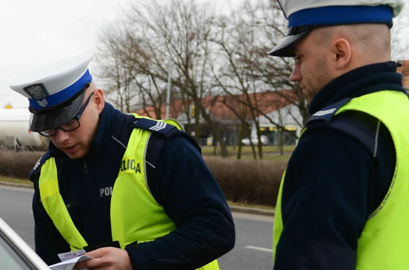 Surowsze kary za agresję wobec policji. Prezydent podpisał nowe przepisy