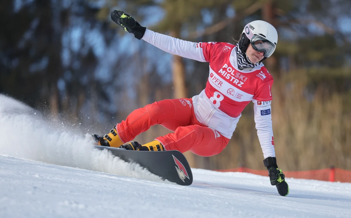 ​Aleksandra Król-Walas, nasza najlepsza snowboardzistka, zajęła drugie miejsce w slalomie gigancie równoległym Pucharu Świata we włoskiej Carezzie. Polka w finale przegrała z Austriaczką Sabine Payer.