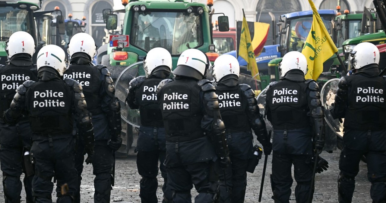 Starcia w Brukseli. Policja ruszyła przeciwko rolnikom, są poszkodowani