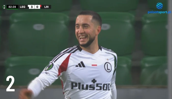 Kibice od razu poderwali się z miejsc. "Jak on to zmieścił?" [WIDEO]