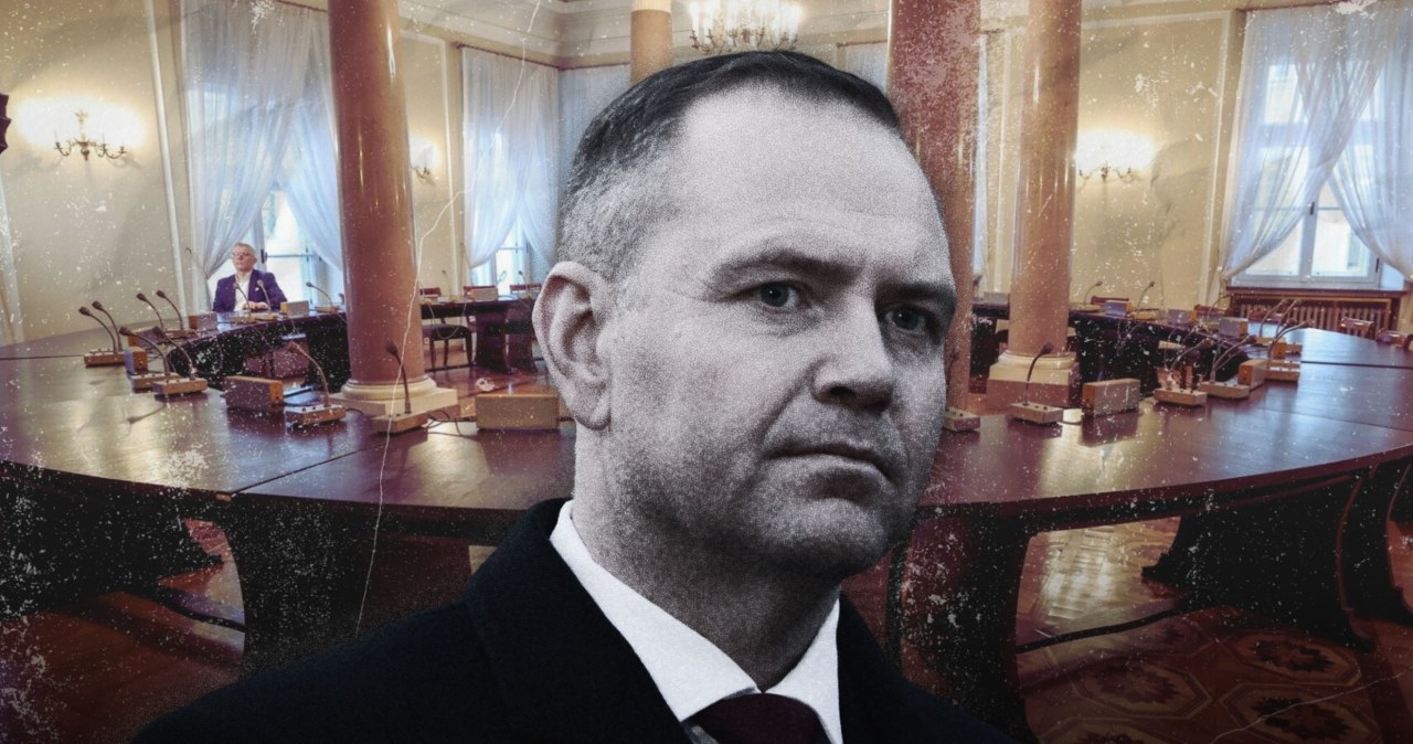 wiadomości,aktualności,Interia Prezydent walczy z meblem. Operetkowy gest Karola Nawrockiego to wpadka [OPINIA]