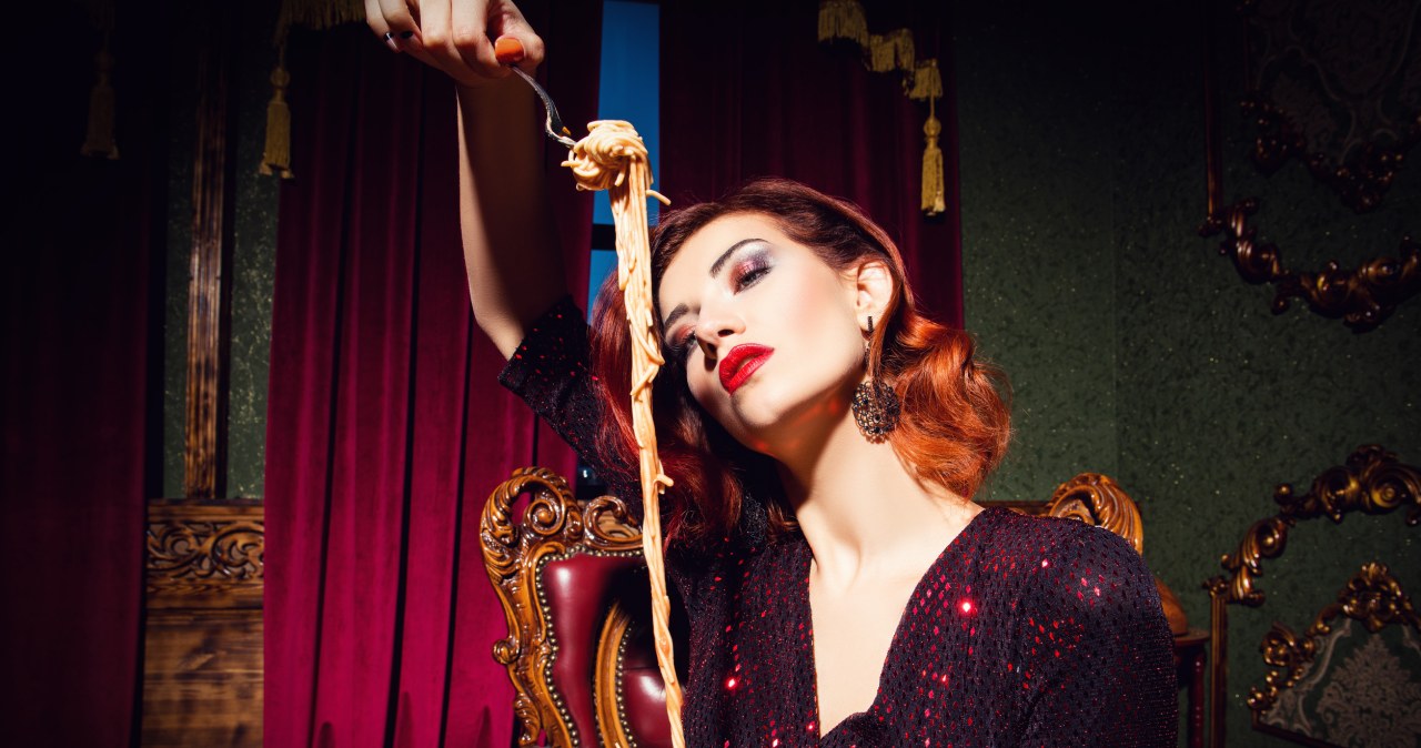 Jeden kęs w sylwestrową noc. Tak blokujesz złą energię 2026 roku