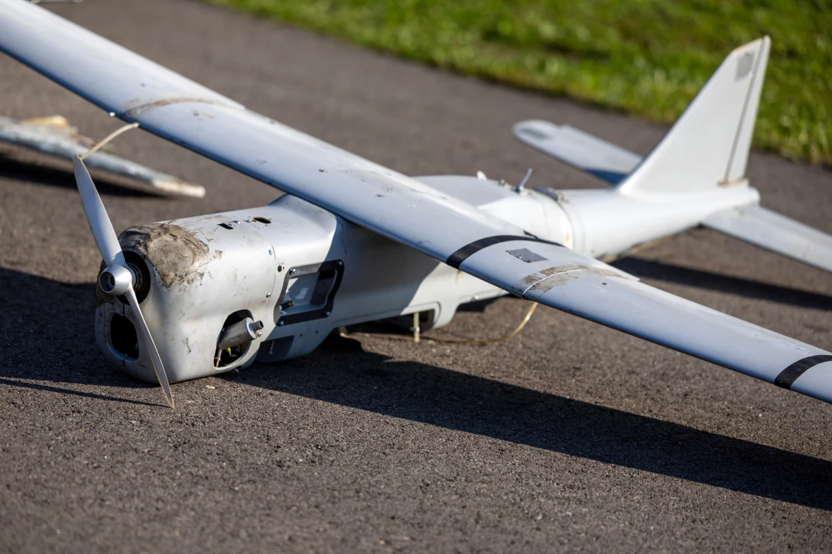 Koło Izmitu, miasta położonego na północnym zachodzie Turcji, znaleziono w piątek drona. Turecki resort spraw wewnętrznych przekazał, powołując się na wstępne oceny, że był to rosyjski wojskowy bezzałogowiec Orłan-10, wykorzystywany do celów rozpoznawczych i obserwacyjnych.