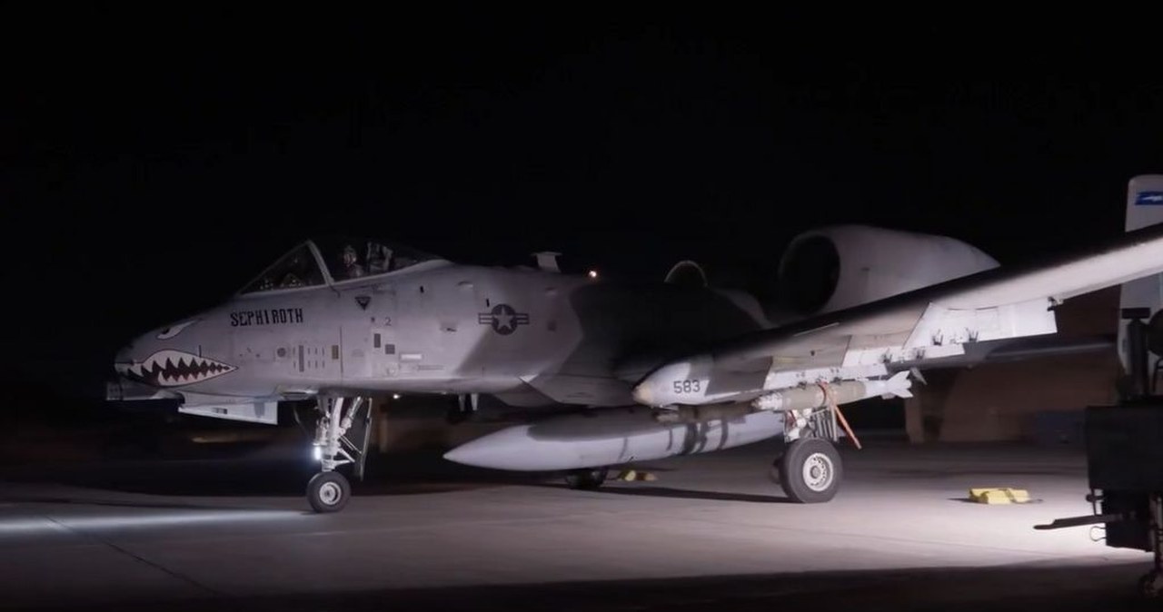 USA uderzyły w Syrii. Zaatakowano ponad 70 celów. „Będziemy ścigać” USA uderzyły w Syrii. Zaatakowano ponad 70 celów. „Będziemy ścigać”