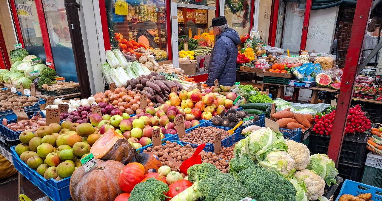 Warzywa przed świętami tańsze niż rok temu. Jedno "wyjątkowo drogie"