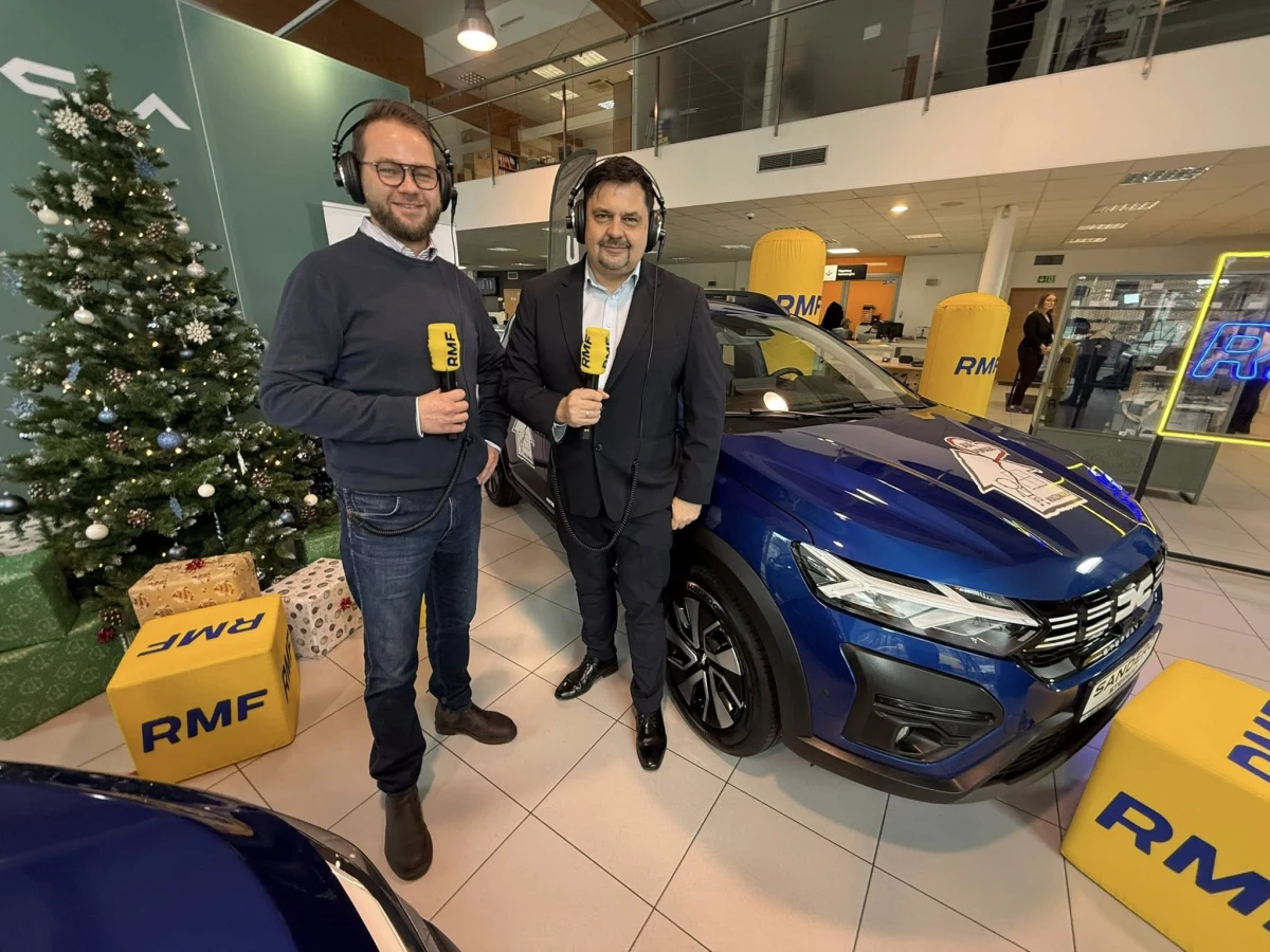 Dziennikarze RMF FM Mateusz Chłystun i Paweł Żuchowski odebrali samochody dla Zachodniopomorskiego Hospicjum dla Dzieci i Dorosłych oraz sprzęt medyczny dla dwóch innych placówek. To wszystko w ramach finału akcji charytatywnej KASZANKA 8.0. Uroczyste przekazanie darów odbyło podczas finału akcji na Statku Ładoga w Szczecinie.