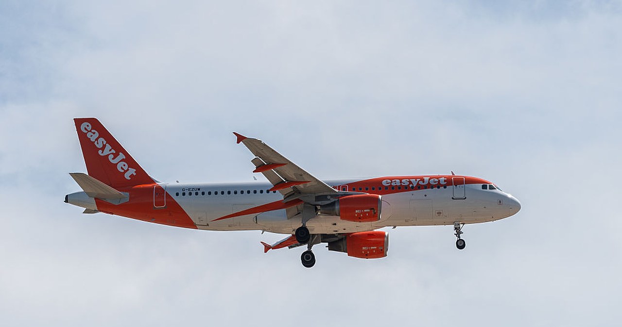 Martwa staruszka na pokładzie samolotu. Myśleli, iż śpi