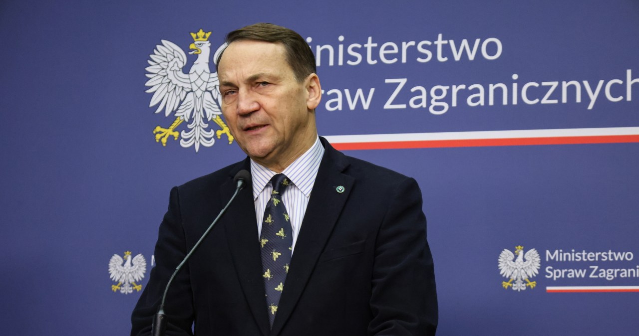 "Bzdura". Sikorski uderza w Konfederację, poszło o słowa Mentzena