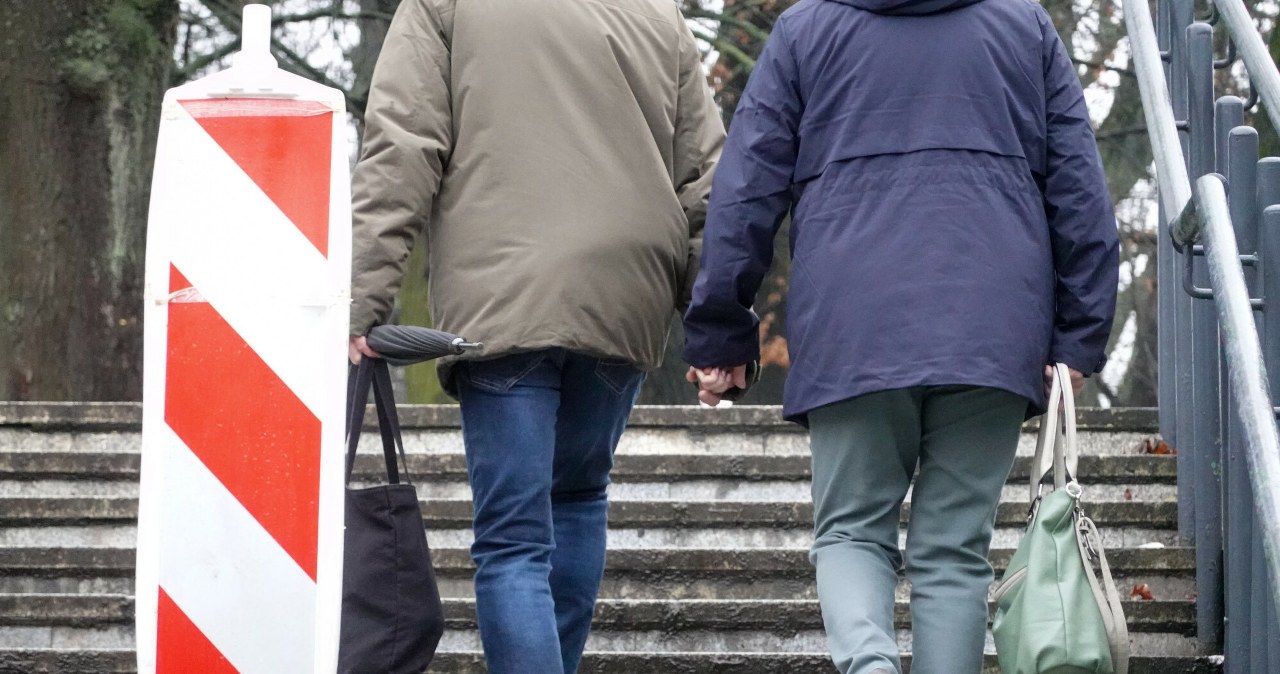 Polacy w Wielkiej Brytanii będą pracować dłużej. Zmiany w 2026 roku