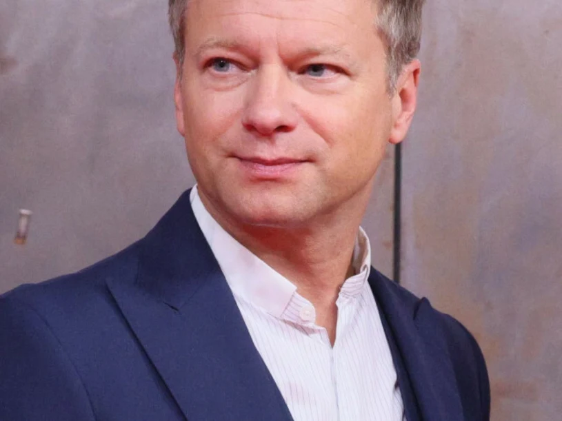 Stuhr zniknie. Dopiero co żona mówiła o problemach, a teraz takie wieści