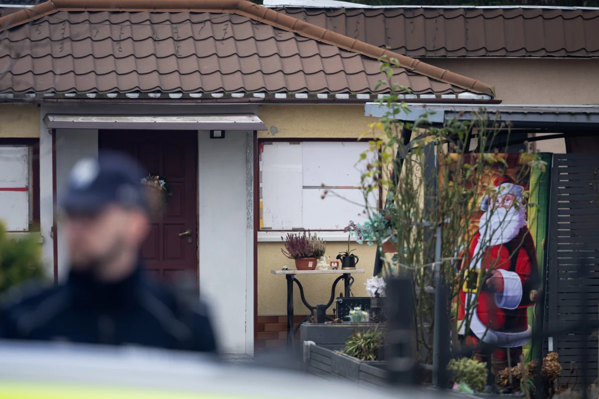 W nocy z niedzieli na poniedziałek w jednym z domów w podpoznańskich Plewiskach doszło do silnej eksplozji. Dwie osoby zostały ranne i trafiły do szpitala. Policja prowadzi śledztwo, aby wyjaśnić przyczyny i okoliczności tego niebezpiecznego zdarzenia.