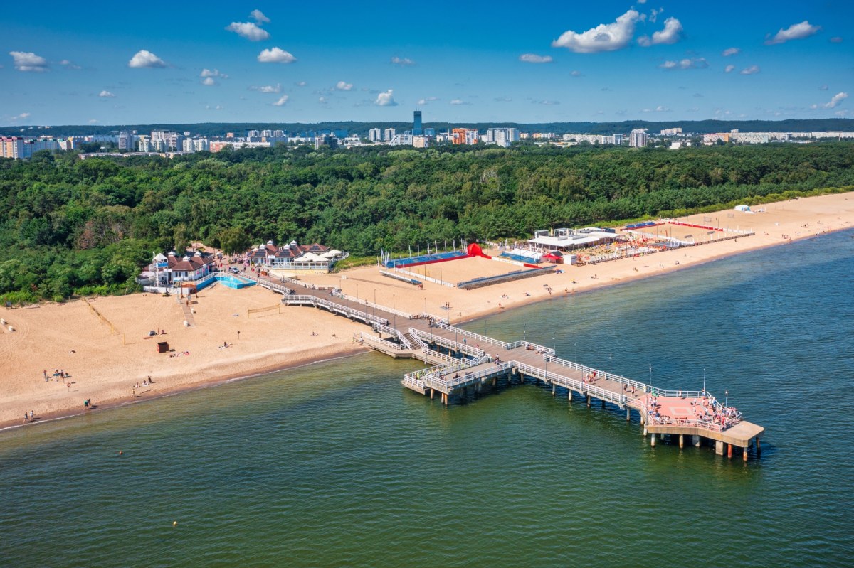 ​Molo w Brzeźnie znów otwarte. Nowe udogodnienia dla spacerowiczów