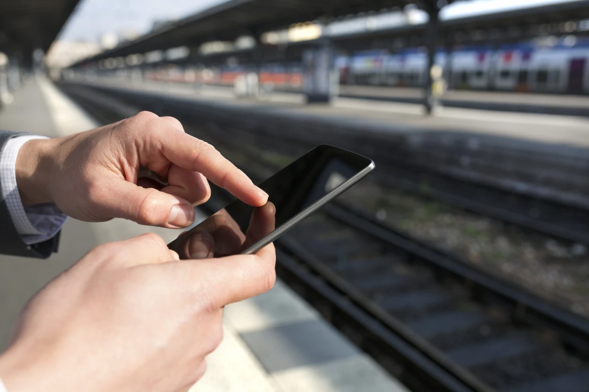 Jest trzymiesięczny areszt dla mieszkańca Trójmiasta Piotra B. podejrzanego o szpiegostwo. Jak poinformowała Prokuratura Okręgowa w Bydgoszczy, mężczyzna od 18 listopada do 9 grudnia miał fotografować i nagrywać obiekty infrastruktury kolejowej i transporty sprzętu wojskowego. Następnie materiały umieszczał na specjalnym kanale komunikatora internetowego.