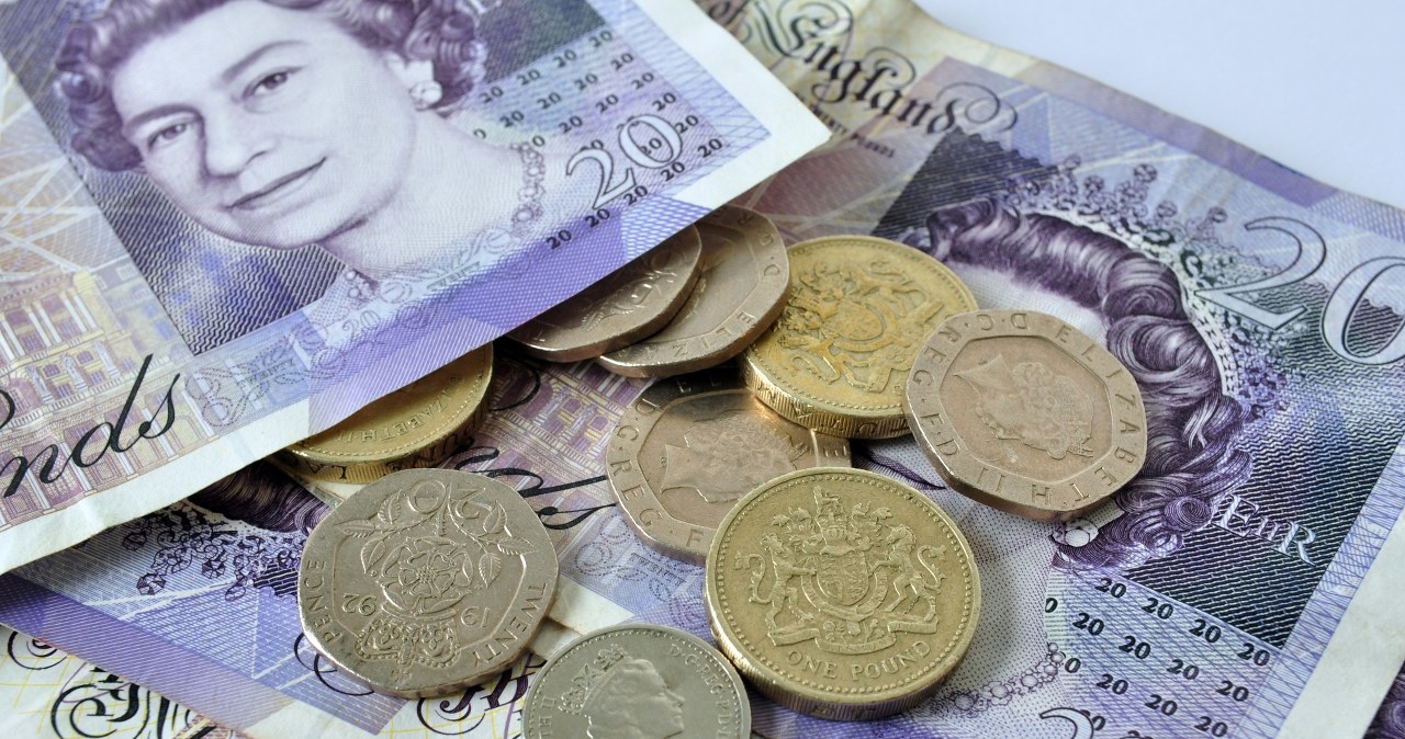 Waluta Brytyjczyków w tarapatach? Funt nie daje rady złotemu