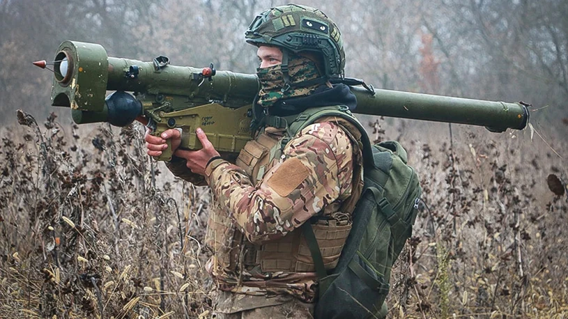 Unikalne nagranie. Wyrzutnia pocisków Igła strąca potężny rosyjski dron