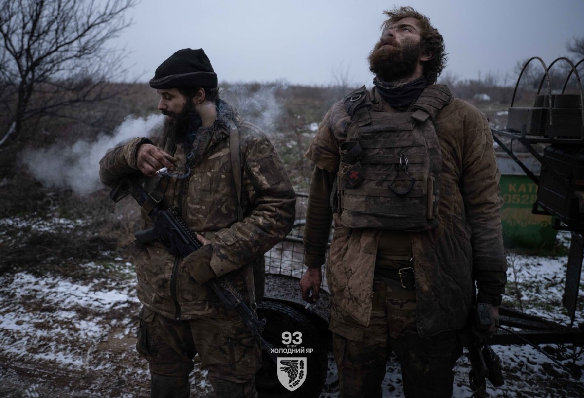 130 dni na linii frontu. Oczy ukraińskich obrońców mówią wszystko