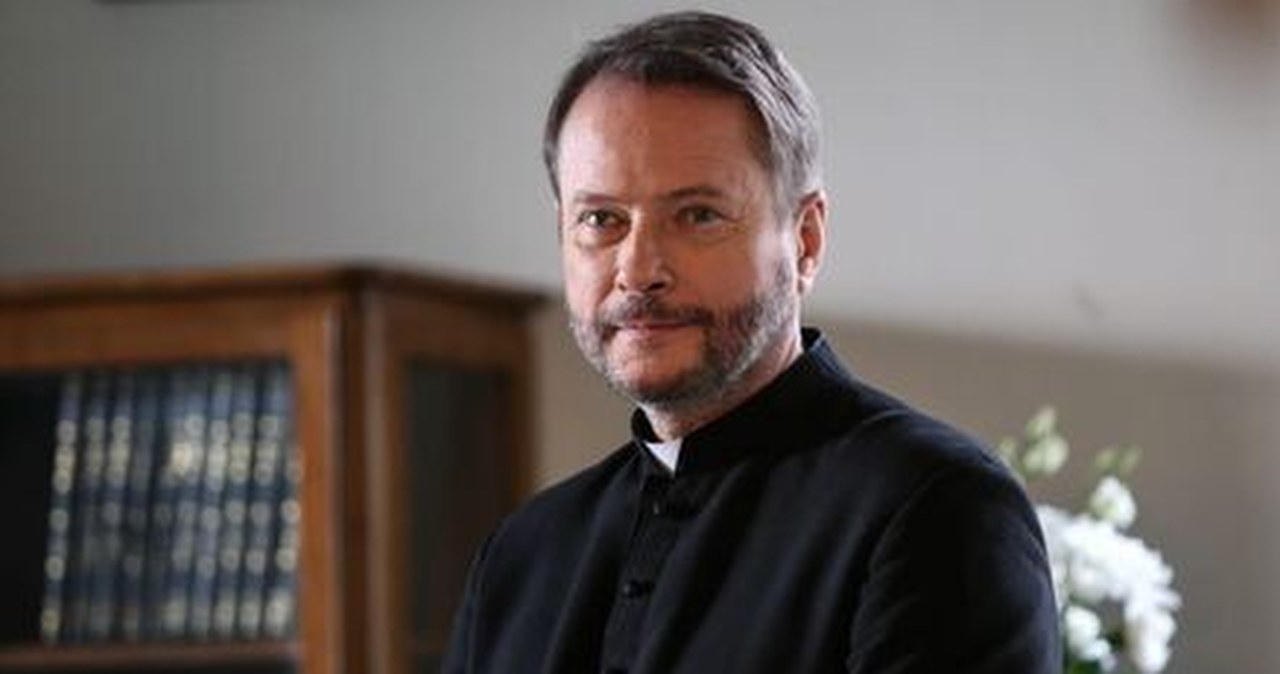 Ojciec Mateusz - Odcinek 301: "Trudny powrót"
