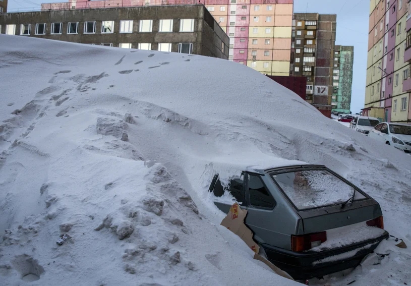 "Lodowa apokalipsa" na Syberii. Mróz paraliżuje życie mieszkańców