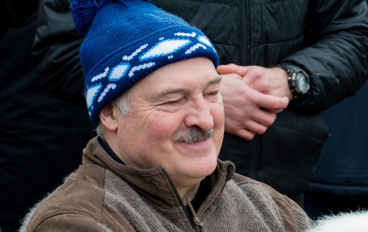 Dyplomacja przy wódce. Kulisy rozmów wysłannika USA z Łukaszenką