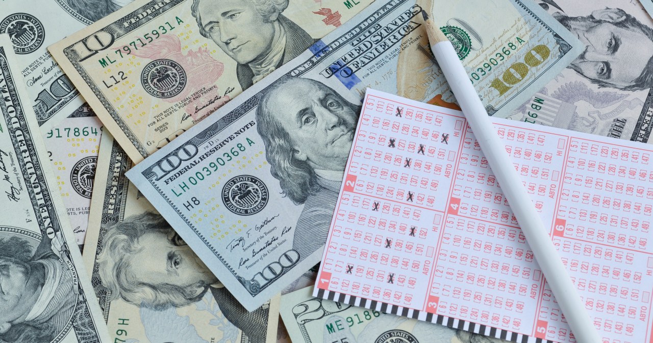 Miliardy dolarów "pod choinką". Rekordowa wygrana na loterii