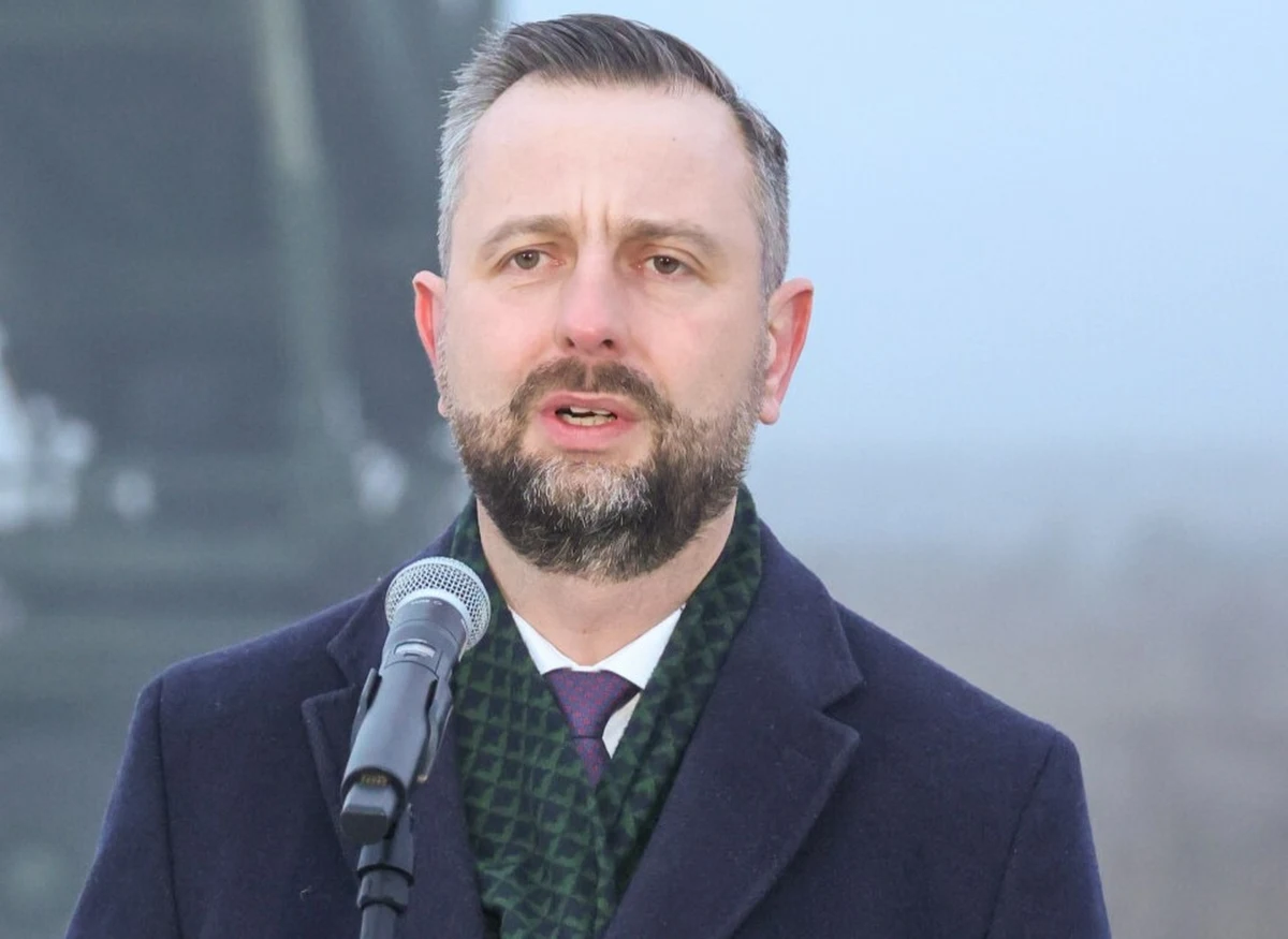 ​"Wszystkie prowokacje nad Bałtykiem oraz przy granicy z Białorusią były pod pełną kontrolą Wojska Polskiego" - poinformował w czwartek wicepremier, szef MON Władysław Kosiniak-Kamysz. Wicepremier opublikował wpis na platformie X po tym, jak polskie myśliwce przechwyciły rosyjski samolot rozpoznawczy w pobliżu granic przestrzeni powietrznej RP.