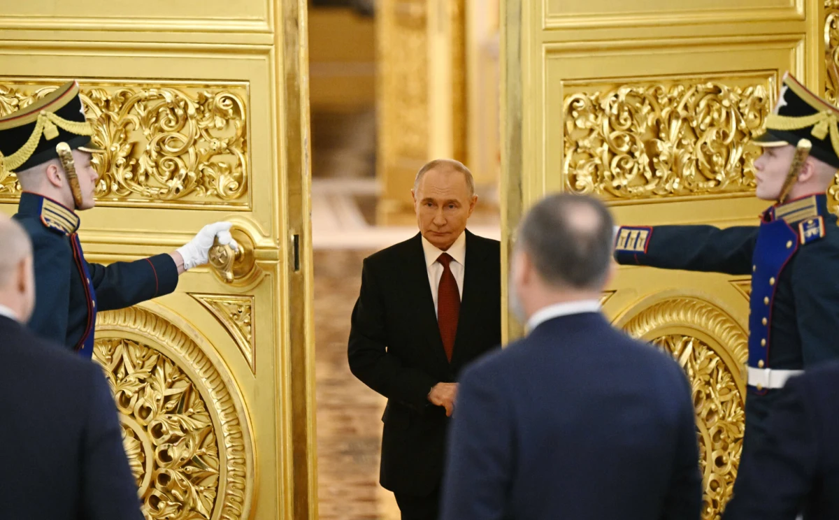 Kreml ogłosił, że nowy program zbrojeniowy Rosji na lata 2027-2036 zakłada modernizację triady nuklearnej oraz stworzenie kompleksowej obrony powietrznej. Prezydent Władimir Putin podkreślił, że doświadczenia z działań wojennych są wykorzystywane do kształtowania nowego oblicza rosyjskich sił zbrojnych.